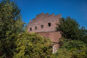 Zu Besuch in der alten Ziegelei Ruine